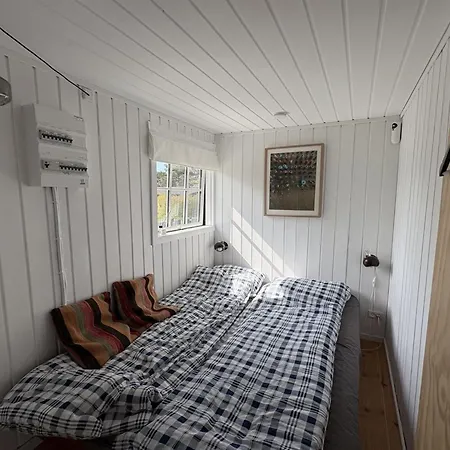 Swea - 275m From The Sea By Interhome
