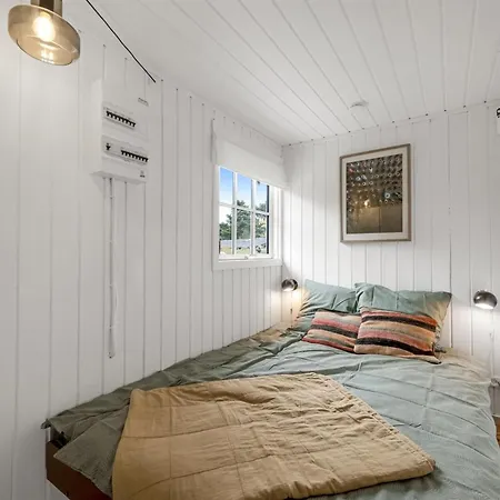 Swea - 275m From The Sea By Interhome